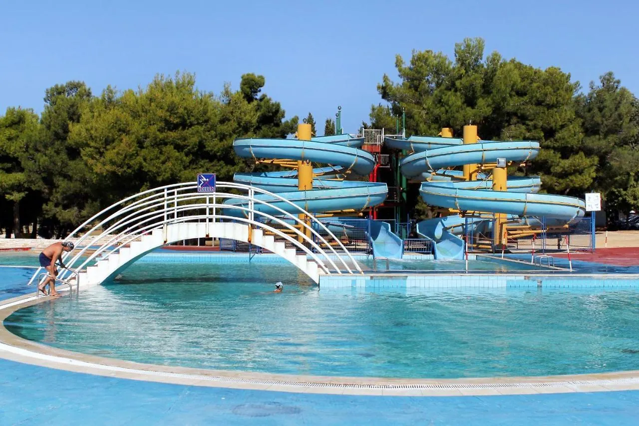 Apartments With Wifi Rovinj - 9701