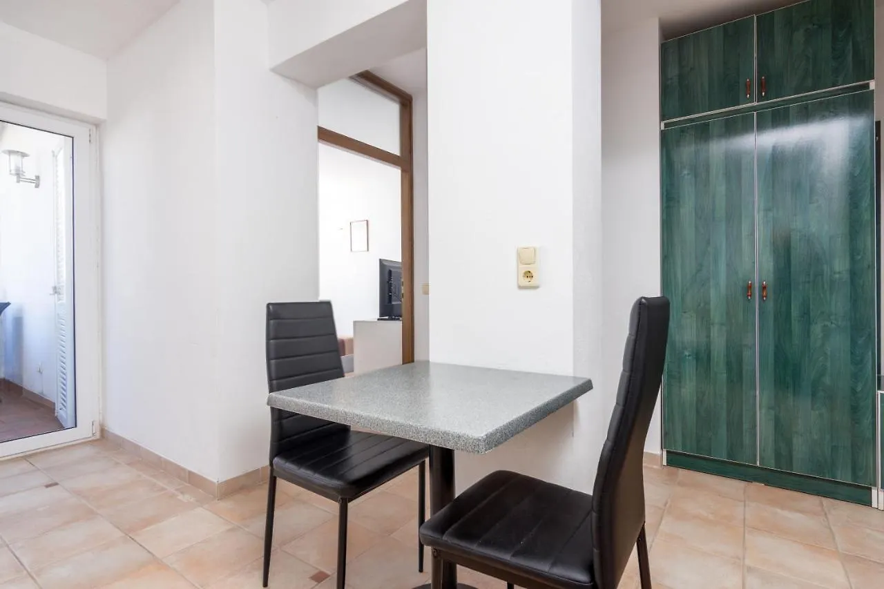 Apartments With Wifi Rovinj - 9701