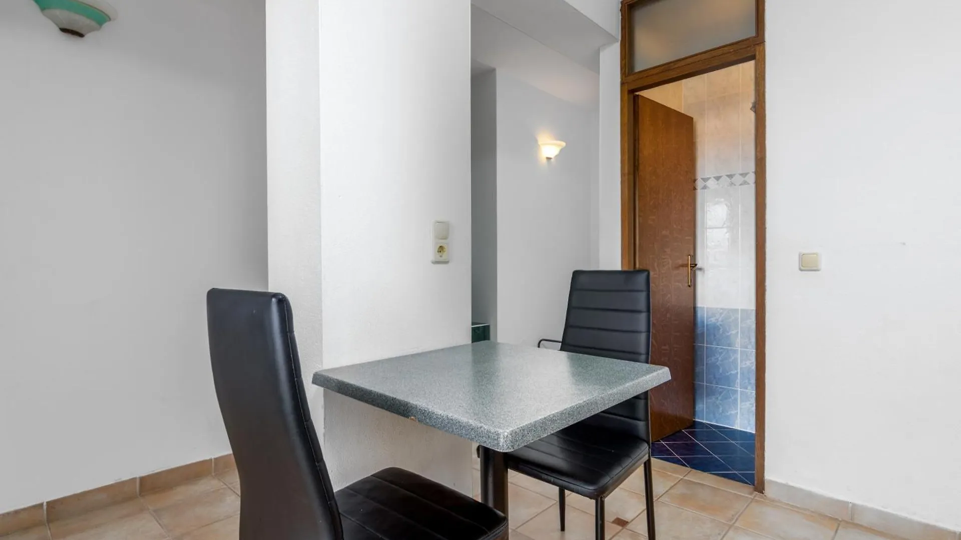 Apartments With Wifi Rovinj - 9701